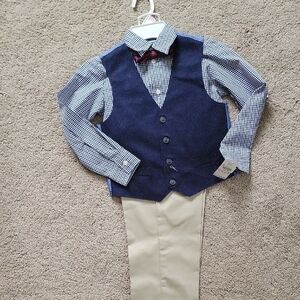 Nautica Navy Vest and Checkered Shirt with Khaki Pants Set Size 6